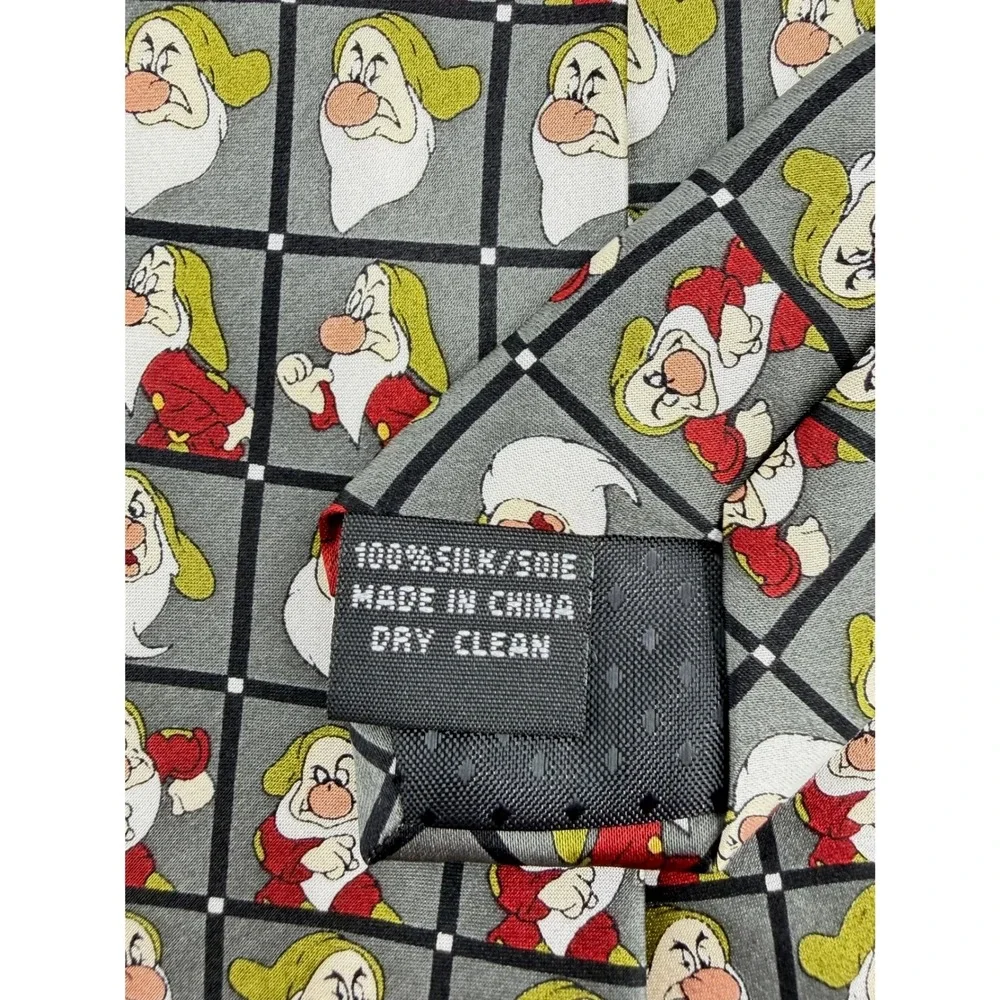 Disney Parks 'Grumpy' Seven Dwarfs 100% Silk Mens Necktie Gray 57.5